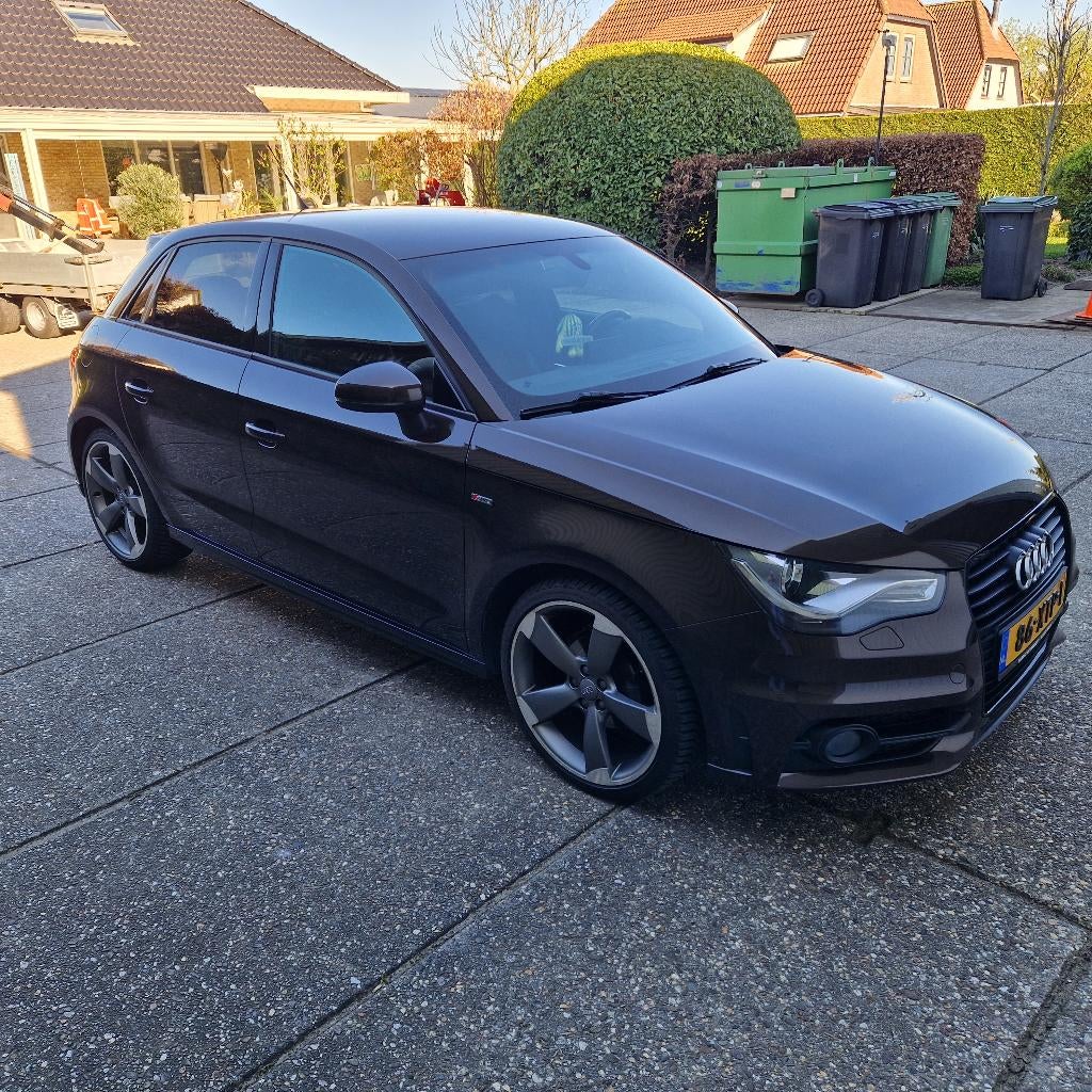 Gewijzigd 21-4 !!! Audi  A1 1.6 TDI 66KW SB S-tronic 2012 B, Auto's, 1160 kg, A1, Zwart, 4 cilinders