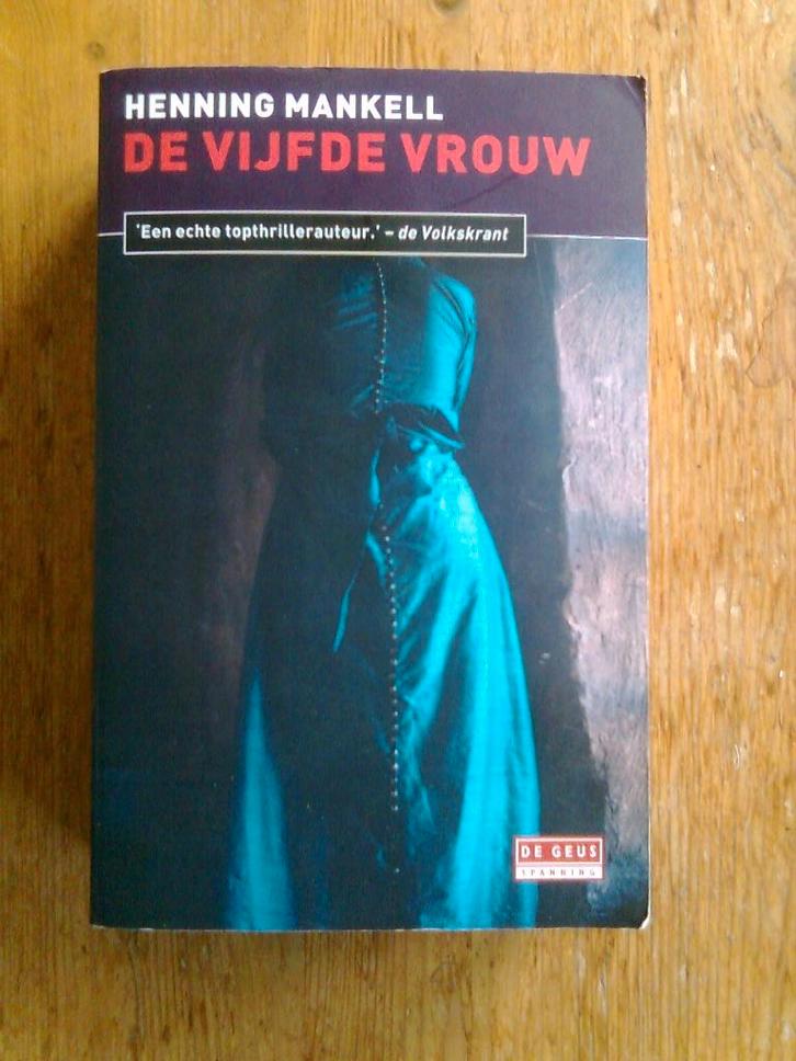 De vijfde vrouw,  door Henning Mankell, Boeken, Thrillers, Gelezen, Ophalen of Verzenden