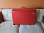 Delsey Koffer Rood - Gebruikt, Sieraden, Tassen en Uiterlijk, Koffers, Gebruikt, Hard kunststof, 70 cm of meer, 55 cm of meer