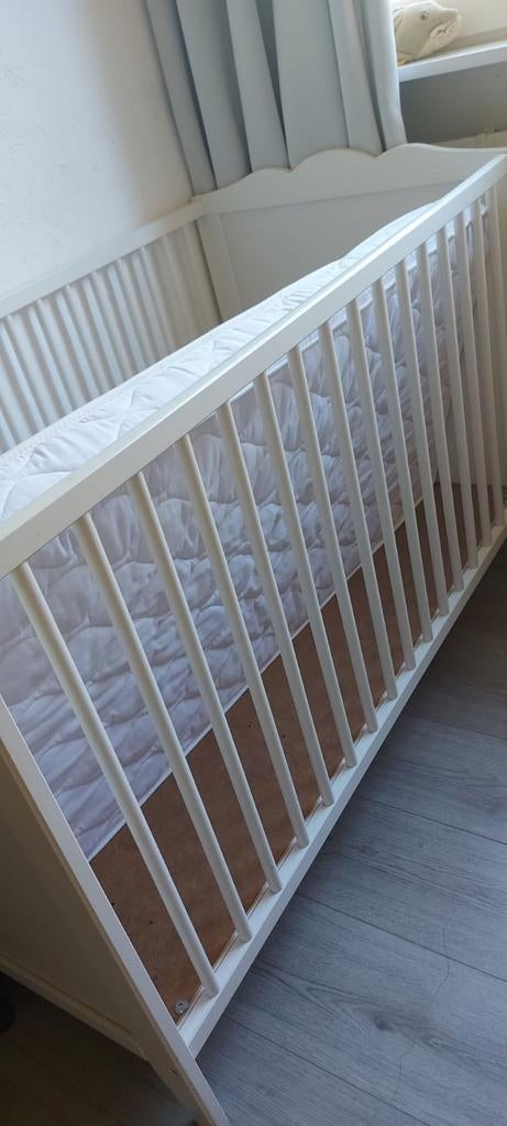 Ledikantje wit, Kinderen en Baby's, Babywiegjes en Ledikanten, Ophalen of Verzenden