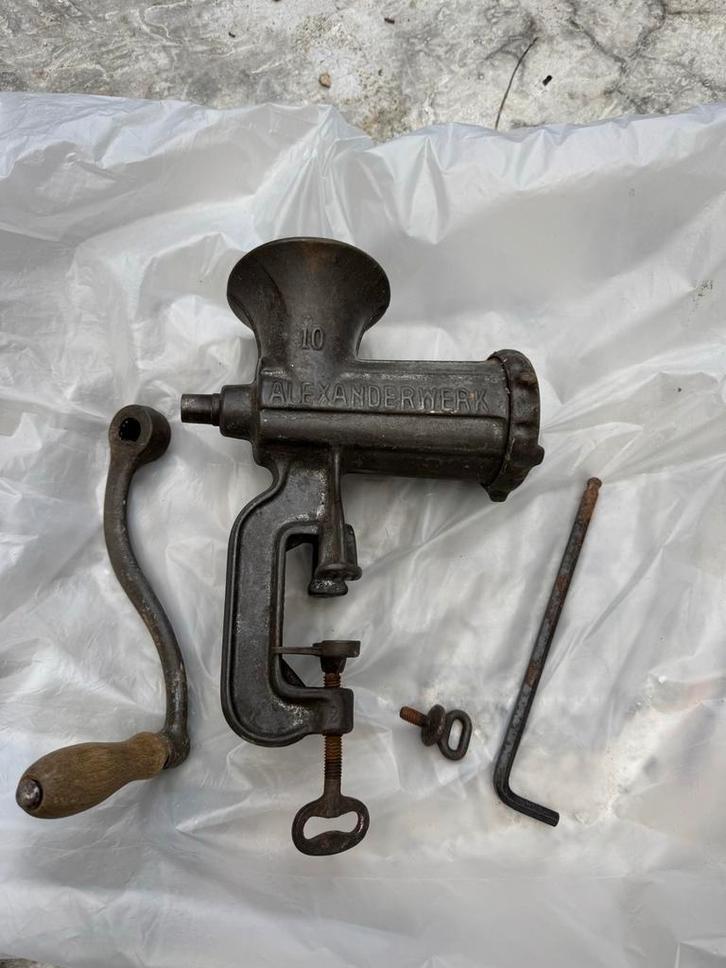 Antieke Alexanderwerk Vleesmolen Nr. 10, Antiek en Kunst, Antiek | Keukenbenodigdheden, Ophalen