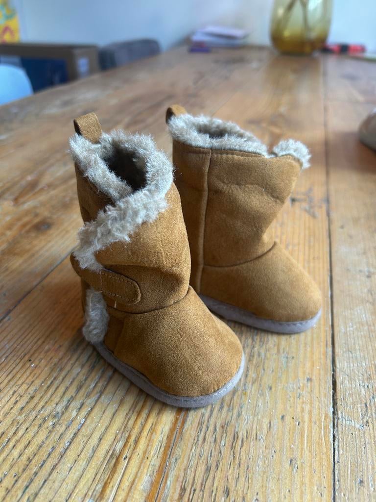 Babyslofjes - ideaal voor koude dagen, Slofjes, Jongetje of Meisje, Nieuw, Ophalen of Verzenden