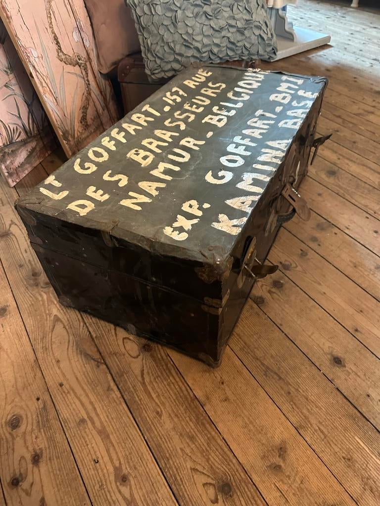 Zwarte kist met opschrift, Ophalen, 100 tot 150 cm, Info@ilfienile.nl, Zo goed als nieuw