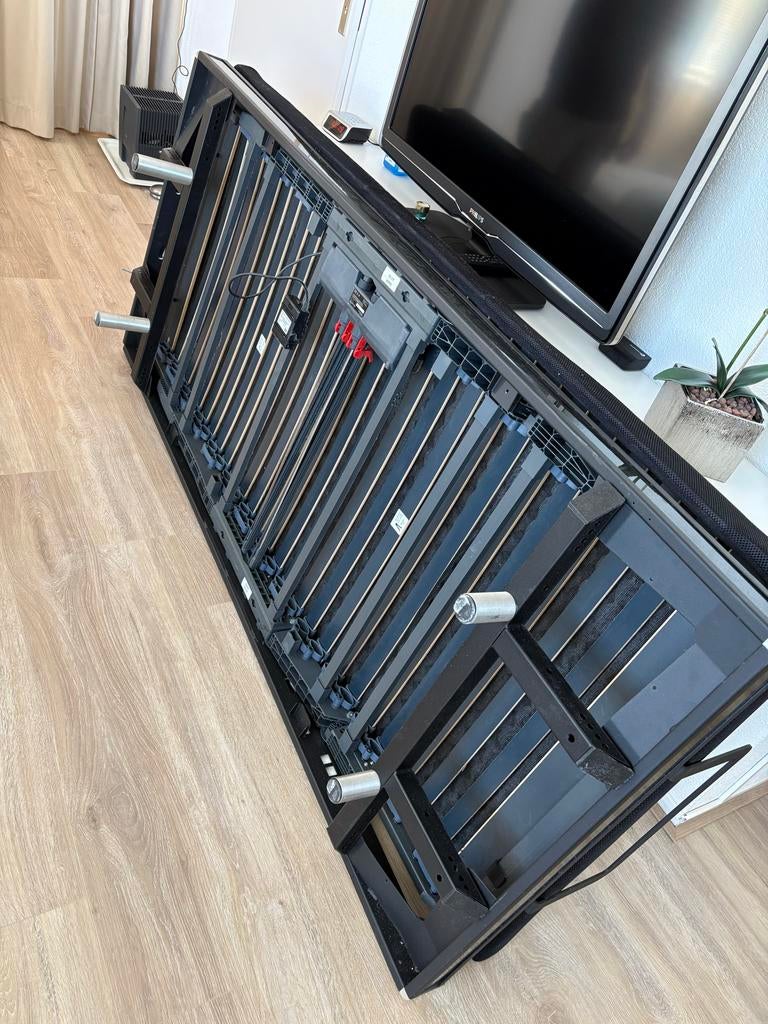 Gratis M-Line boxspring bedbodem op pootjes, Ophalen, Gebruikt, Eenpersoons, Overige maten