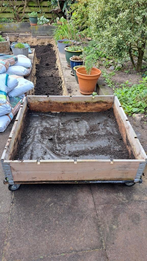Moestuinbak op wieltjes, Ophalen, Kweekbak