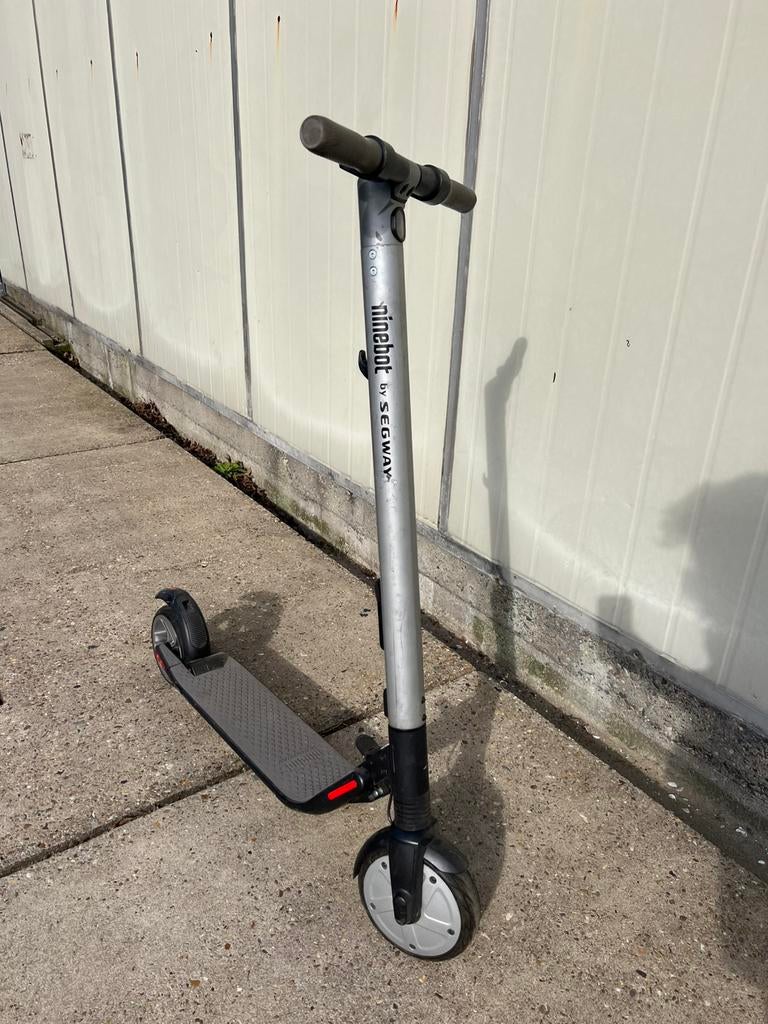 Electrische step, Fietsen en Brommers, Steps, Ophalen, Gebruikt, Elektrische step (E-scooter)