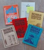 scouting 6 Spelmappen Rowans Sherpa's Wilde Vaart, Verzamelen, Scouting, Ophalen of Verzenden, Zo goed als nieuw, Boek of Tijdschrift