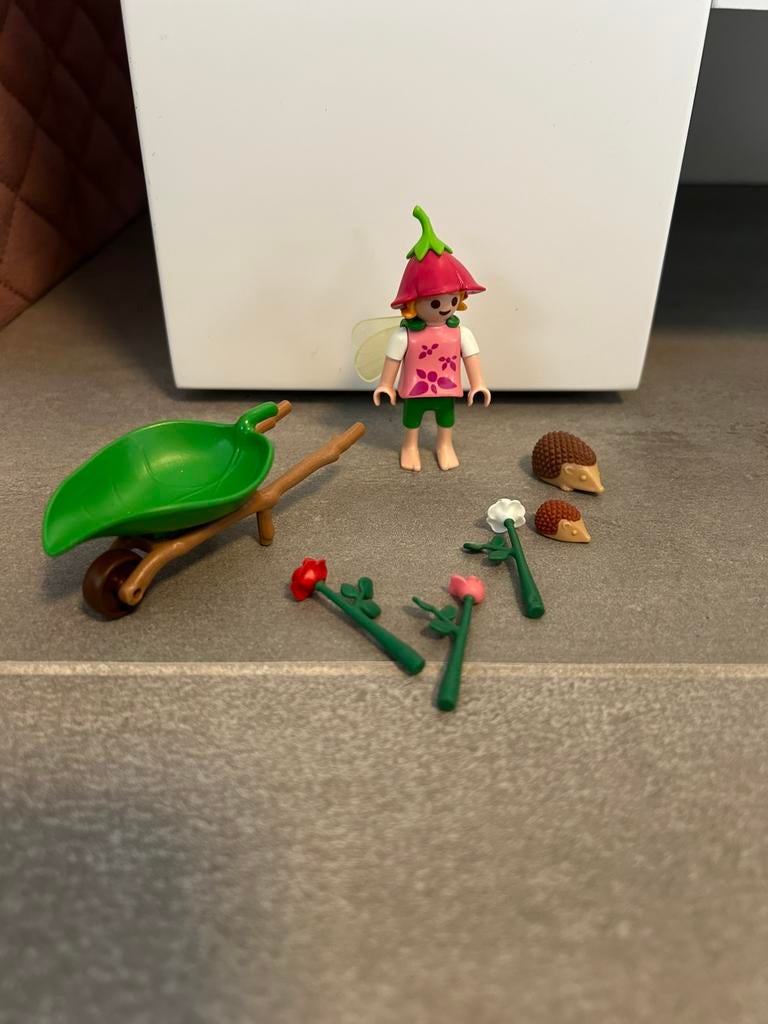 Playmobil 4751 bloemenelfje met egels te koop, Ophalen of Verzenden, Zo goed als nieuw