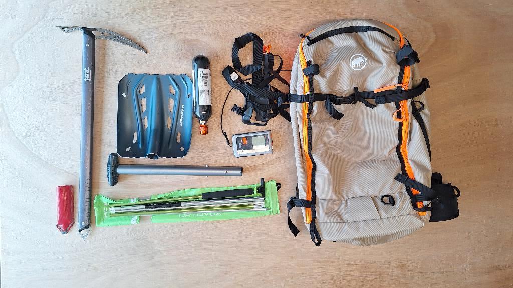 Te Huur:2x Lawine Airbag Rugzak (30L), pieper, sonde, schep., 160 tot 180 cm, Overige typen, Zo goed als nieuw, Skiën