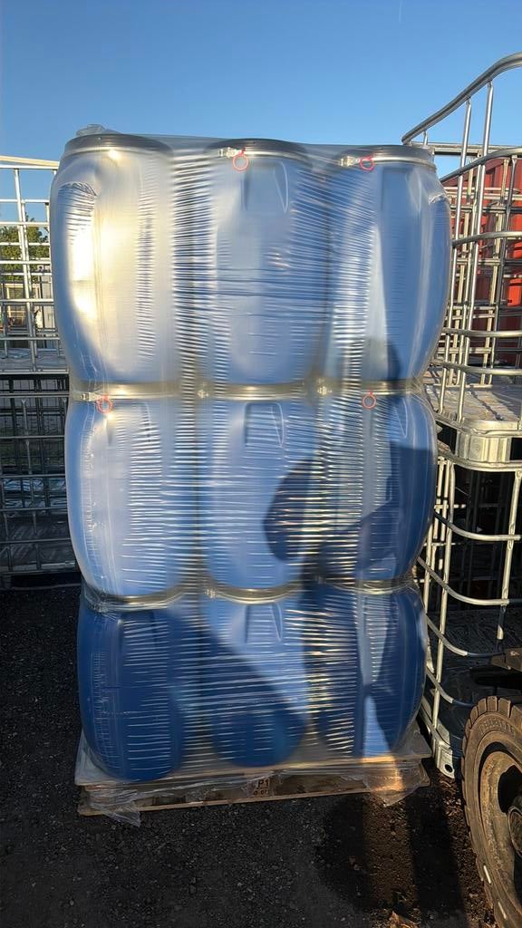 Pallet 60 liter tonnen/vaten gloednieuw 27st, Ophalen