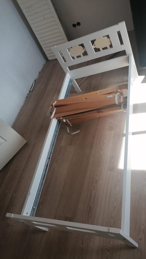 Gratis kinderbedje, Ophalen, Gebruikt, Lattenbodem, Minder dan 140 cm