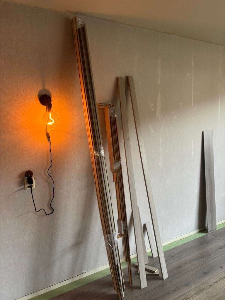 luxe hoge Plinten, Ophalen, Zo goed als nieuw, Mdf, 200 tot 250 cm