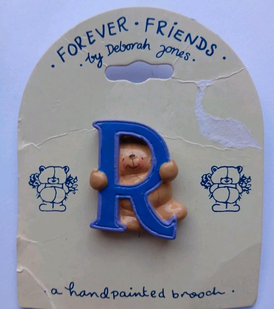 Vintage broche Forever Friends beer letter R, Ophalen of Verzenden, Zo goed als nieuw, Zilver, Overige materialen