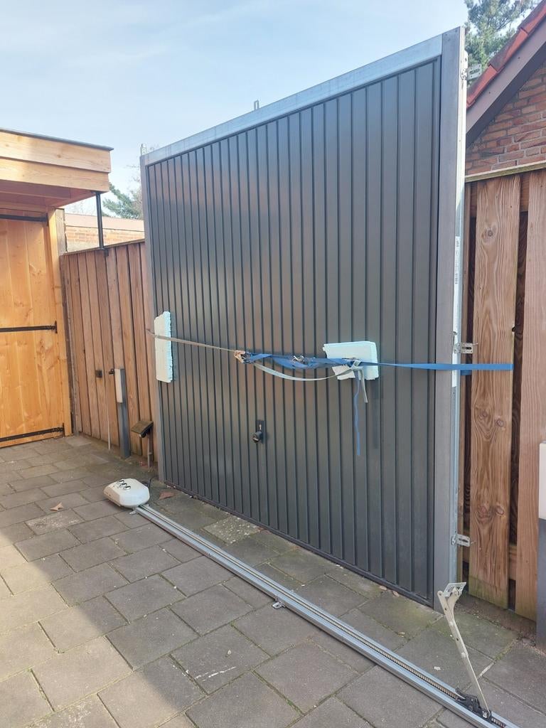 Garage kanteldeur met opener, Ophalen, Gebruikt, Garagedeur, Metaal