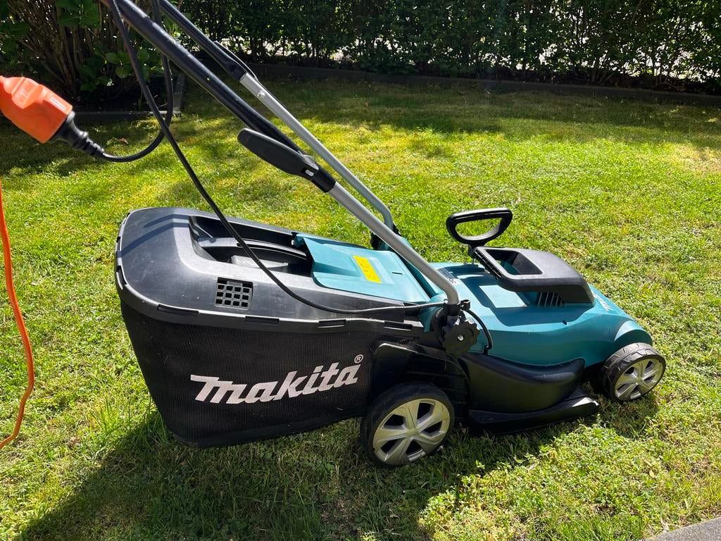 Makita ELM3720 Elektrische Grasmaaier - Zo goed als nieuw, Tuin en Terras, Grasmaaiers, Ophalen, Cirkelmaaier, Elektrische grasmaaier
