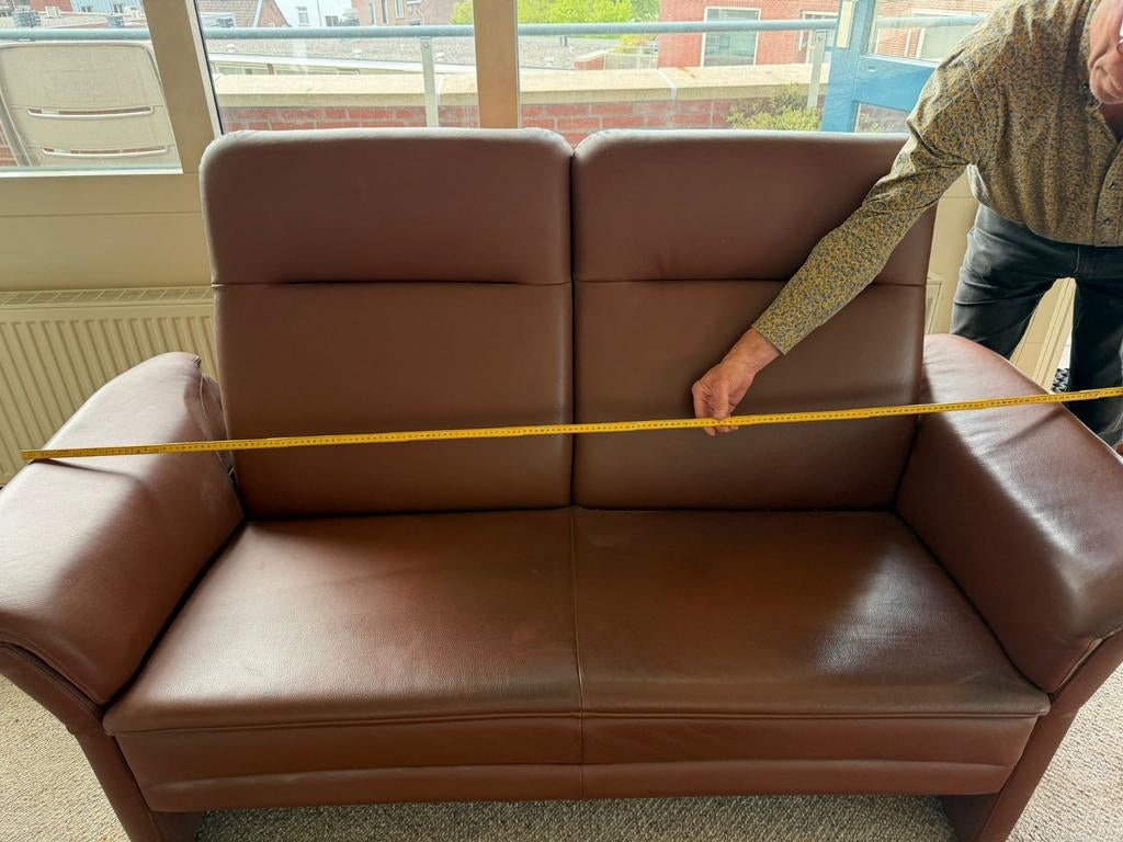 Prominent 2-zitsbank - 180 cm breed, zithoogte 48 cm, Ophalen, Gebruikt, 150 tot 200 cm, Tweepersoons