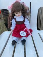 MOOIE PORSELEINEN POP, Antiek en Kunst, Ophalen of Verzenden