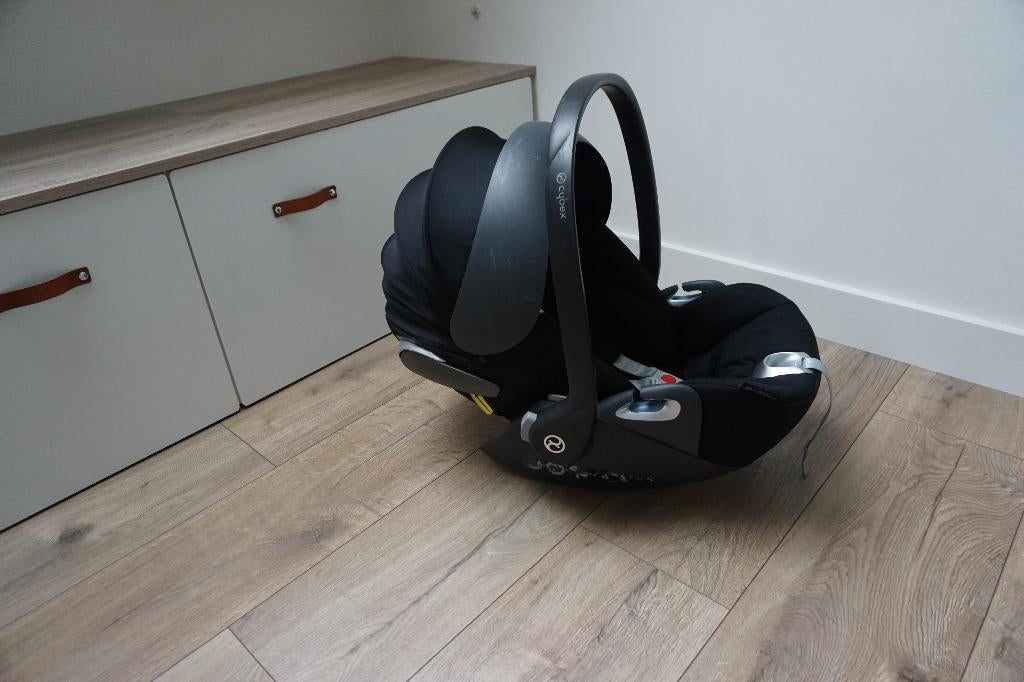 Cybex cloud Z i-Size autostoel zwart, Kinderen en Baby's, Autostoeltjes, Gebruikt, Overige merken, 0 t/m 13 kg, Isofix, Slaapstand