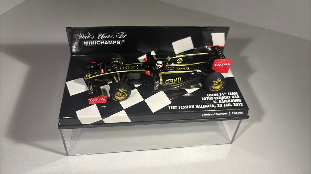 F1 lotus renault r30 k.raikkonen 2012 minichamps 1.43, Hobby en Vrije tijd, Modelauto's | 1:43, Auto, Ophalen of Verzenden, MiniChamps