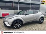Toyota C-HR 1.8 Hybrid Bi-Tone Plus, Stof, 4 cilinders, Adaptive Cruise Control, 26 km/l