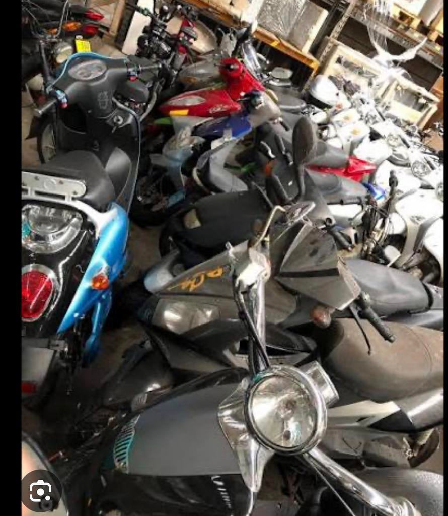 GEZOCHT sloop scooters/brommers 2t-4t, Fietsen en Brommers, Scooters | Overige merken, Verzenden, Zo goed als nieuw, Benzine