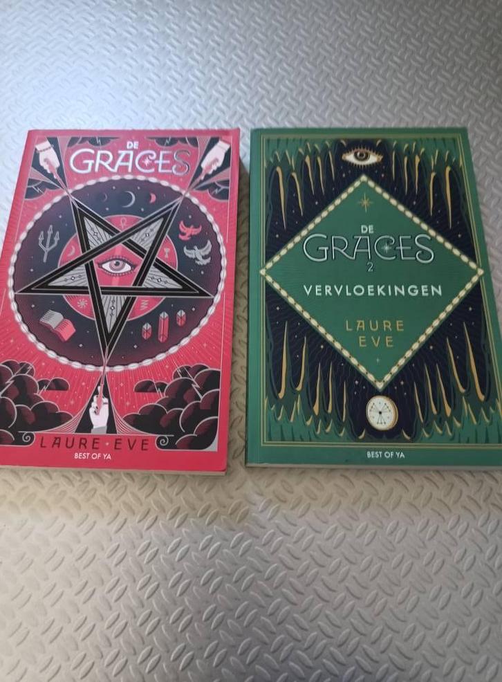 Laure Eve, tweeluik, Boeken, Fantasy, Zo goed als nieuw, Ophalen of Verzenden