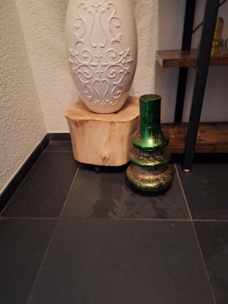 Boomstam tafeltjes, Huis en Inrichting, Tafels | Bijzettafels, Minder dan 55 cm, Rond, Ophalen of Verzenden, Zo goed als nieuw