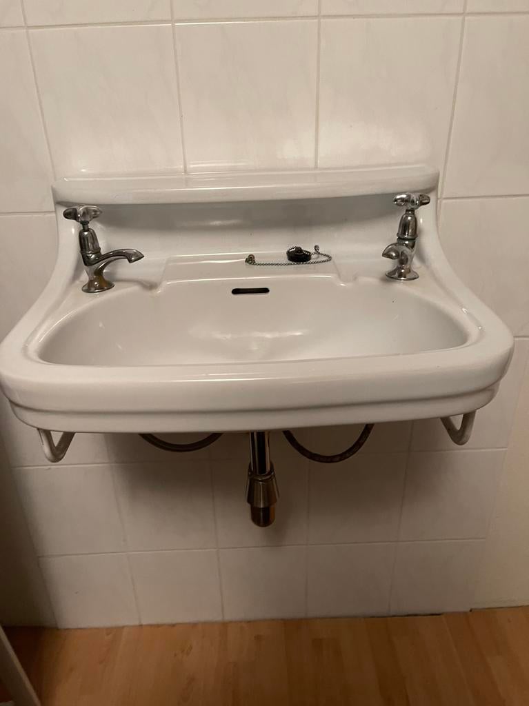 2 x Klassieke wastafel met vast planchet wit, Ophalen, Gebruikt