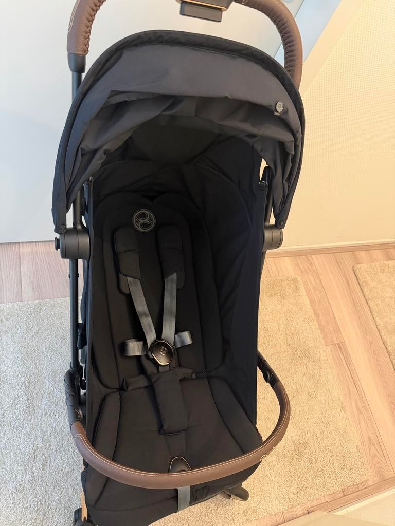 Cybex Coya kinderwagen -, Kinderen en Baby's, Kinderwagens en Combinaties, Ophalen of Verzenden, Zo goed als nieuw, Kinderwagen