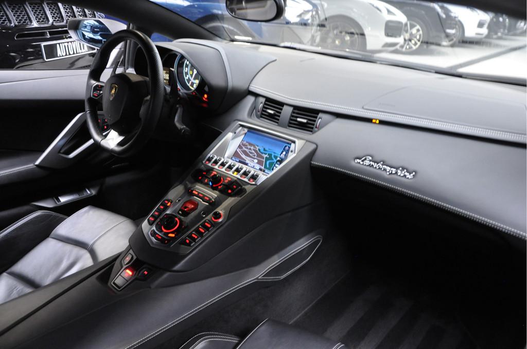 Lamborghini Aventador 6.5 V12 LP700-4 Novitec Carbon Akrap., Auto's, Lamborghini, Automaat, Gebruikt, Zwart, 12 cilinders