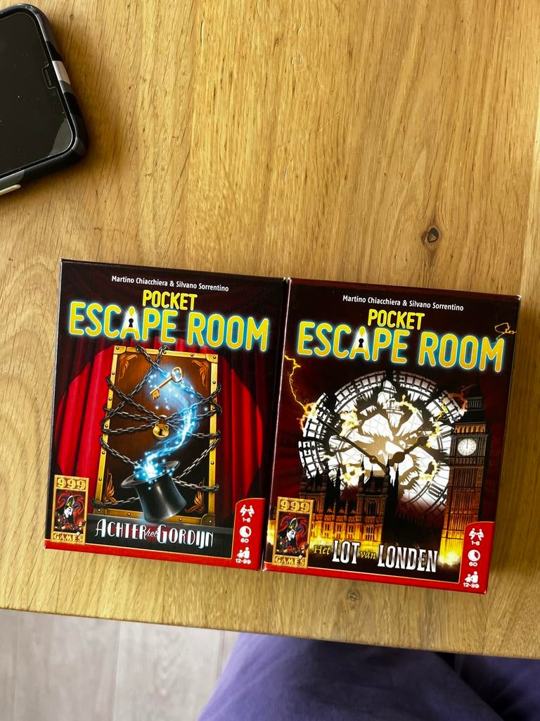 Pocket Escape Room: Achter het Gordijn & Lot in Londen, Een of twee spelers, Ophalen of Verzenden, Zo goed als nieuw, Reisspel