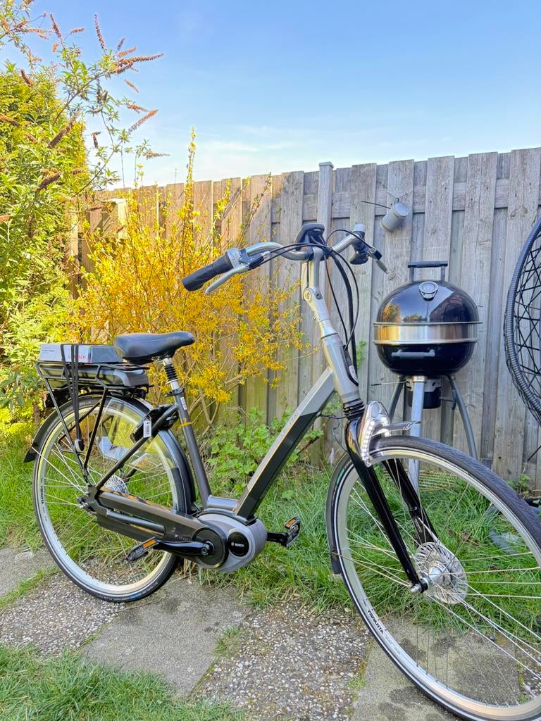 Elektrische fiets sparta, Fietsen en Brommers, Elektrische fietsen, Ophalen of Verzenden, Zo goed als nieuw, Sparta