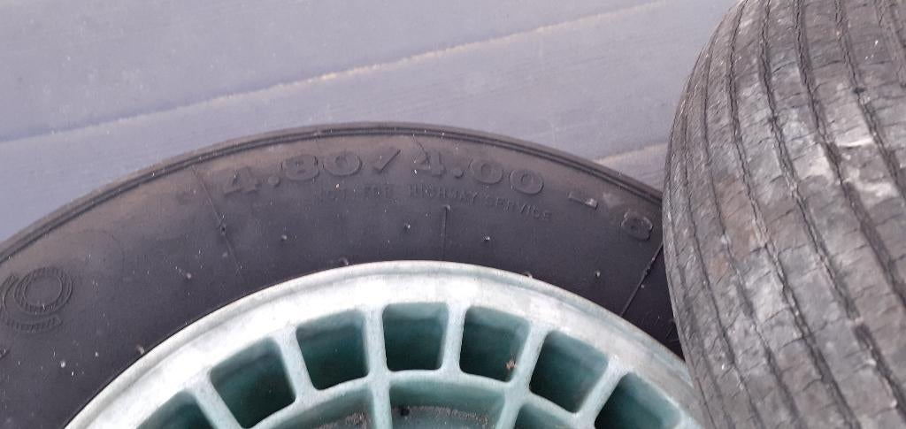 Kruiwagenwielen 4 stuks, Ophalen, Gebruikt