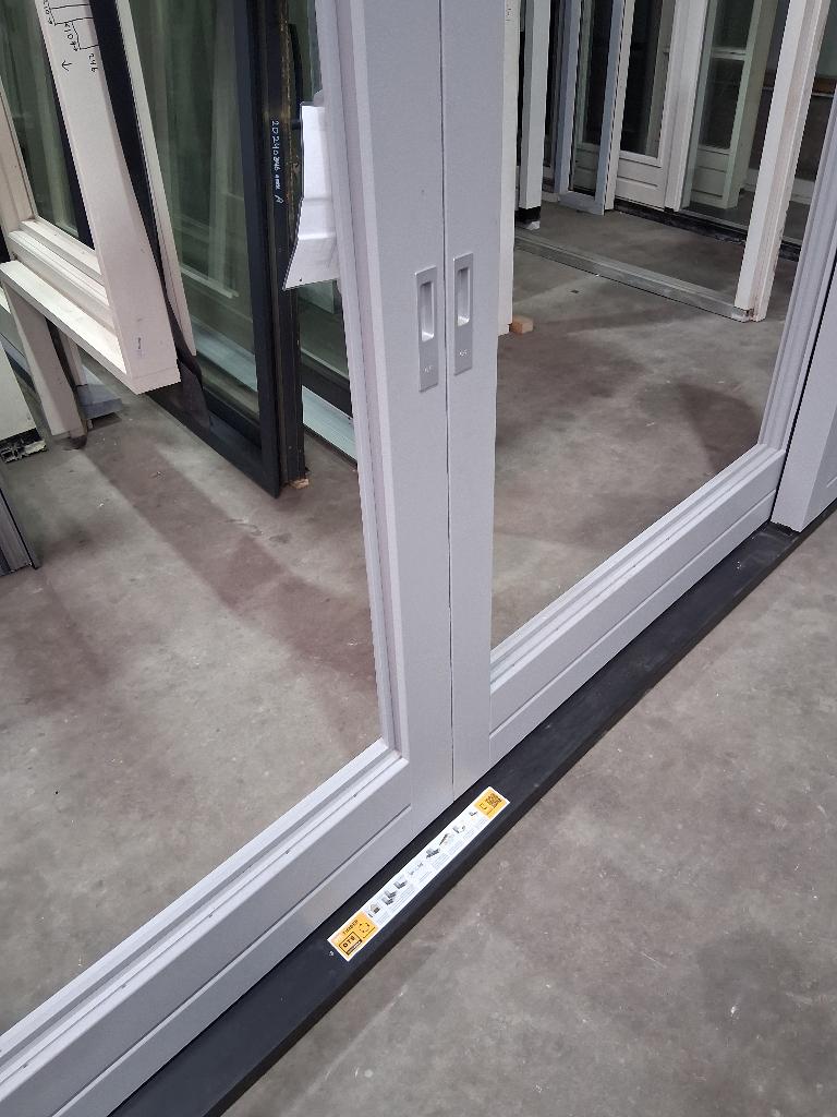 Nieuw XXL schuifpui triple bezorgen factuur mogelijk, 225 cm of meer, Ophalen of Verzenden, Zo goed als nieuw, Hout