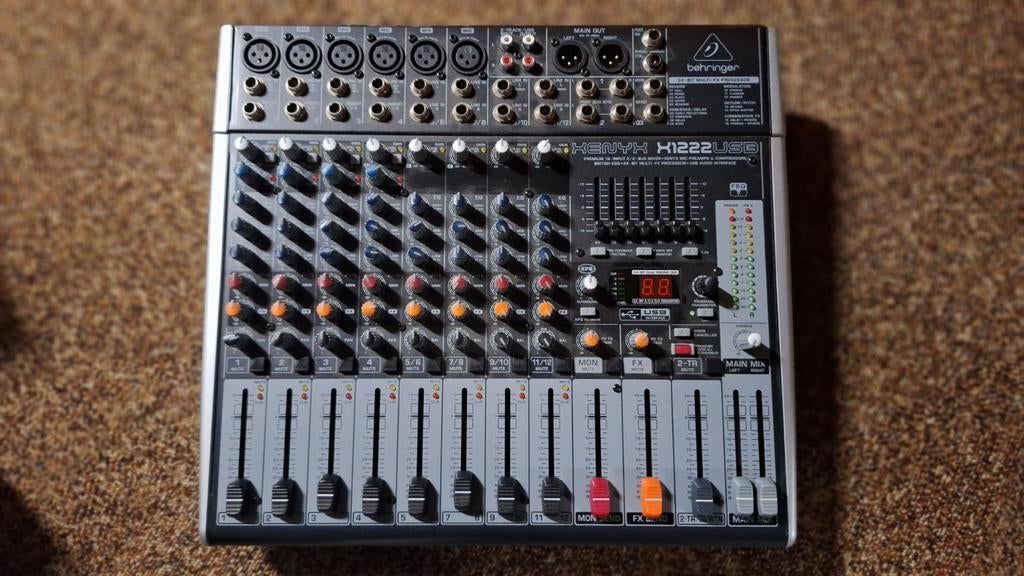 Behringer XENYX X122USB mengpaneel, Muziek en Instrumenten, Mengpanelen, Ophalen of Verzenden