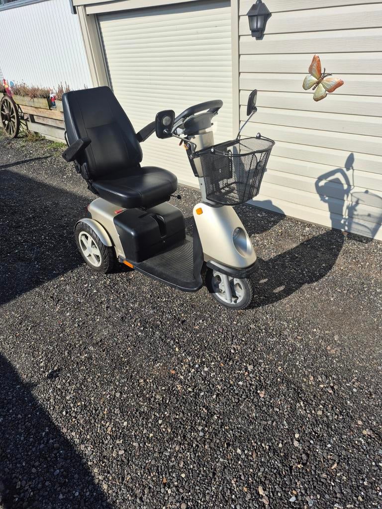 trophy 6, Ophalen, Gebruikt, Sterling, 16 km/u of meer