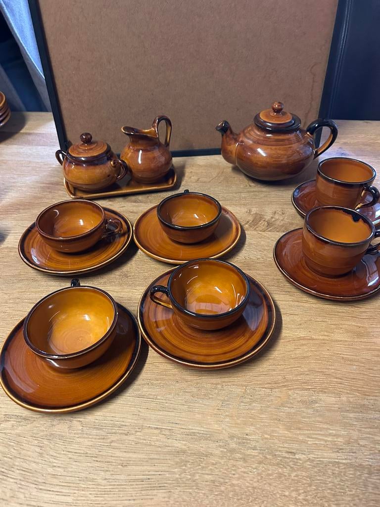 Saint clement france thee/koffie servies, Antiek en Kunst, Ophalen