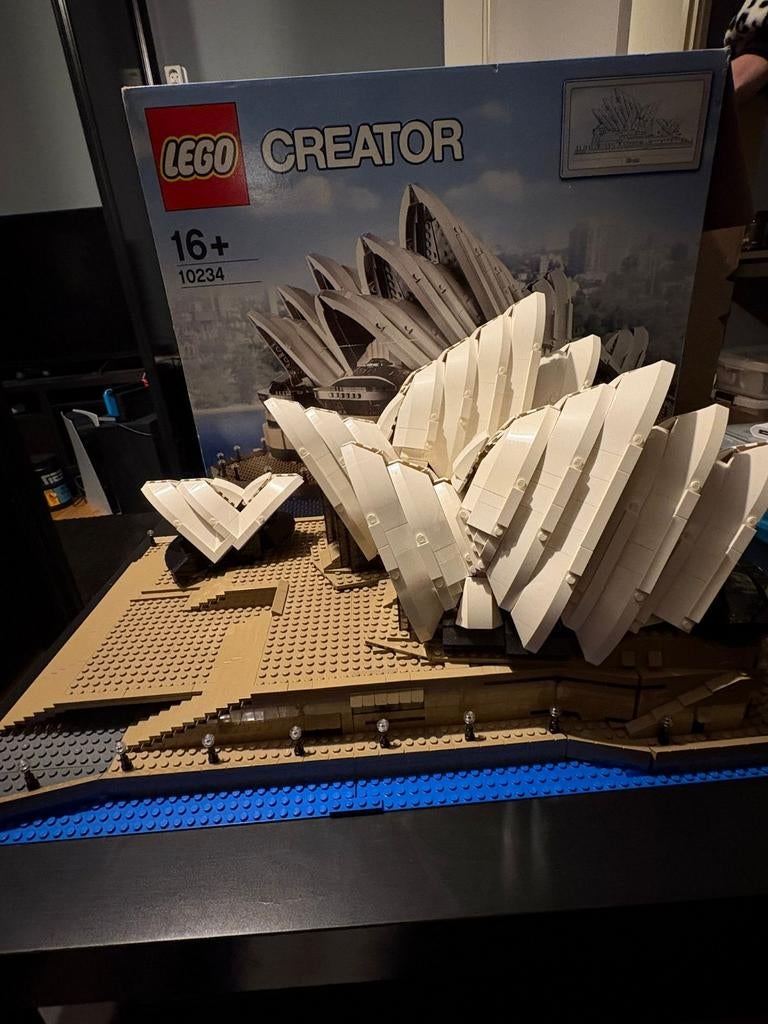 Lego creator 10234  Compleet met doos en 4 boekjes, Ophalen, Zo goed als nieuw