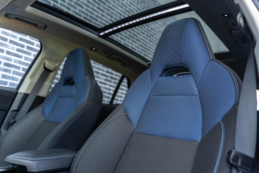 Lynk & Co 01 1.5 Plug-in Hybrid | Elektrisch schuif/kantelda, Auto's, Lynk & Co, Stof, Euro 6, Blauw, Plug-in hybride