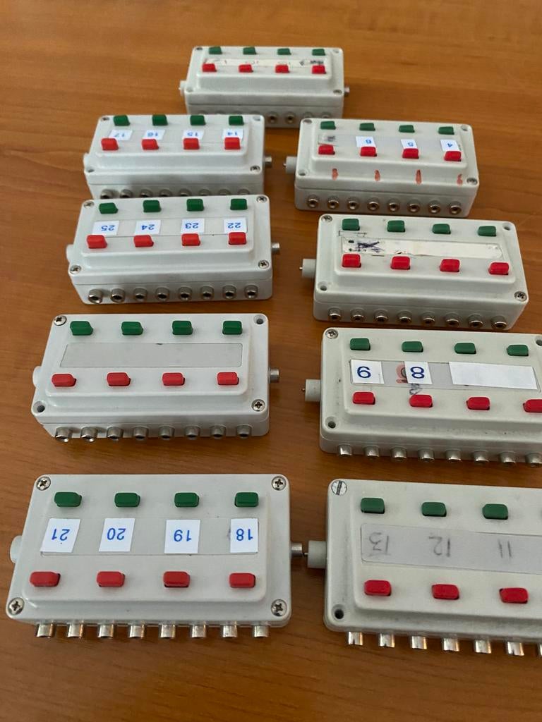 Märklin schakelpanelen3x72710 en 4x7272, Hobby en Vrije tijd, Modeltreinen | H0, Wisselstroom, Gebruikt, Overige typen, Ophalen of Verzenden