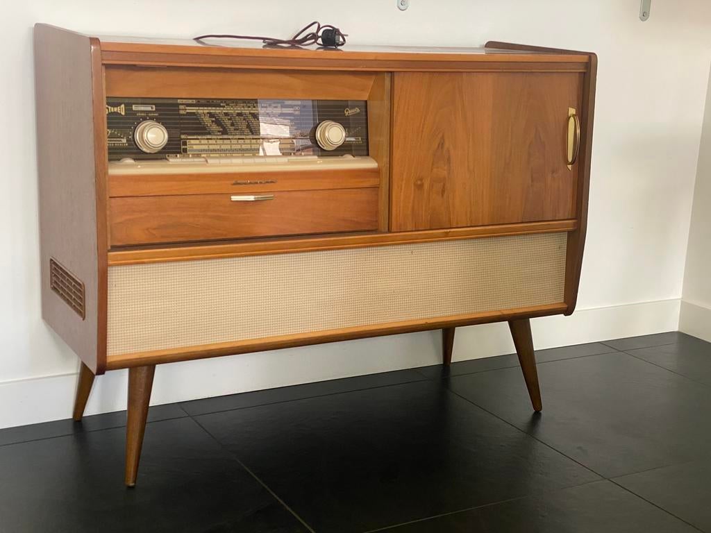Vintage radio en platenspeler, gereviseerd, Ophalen