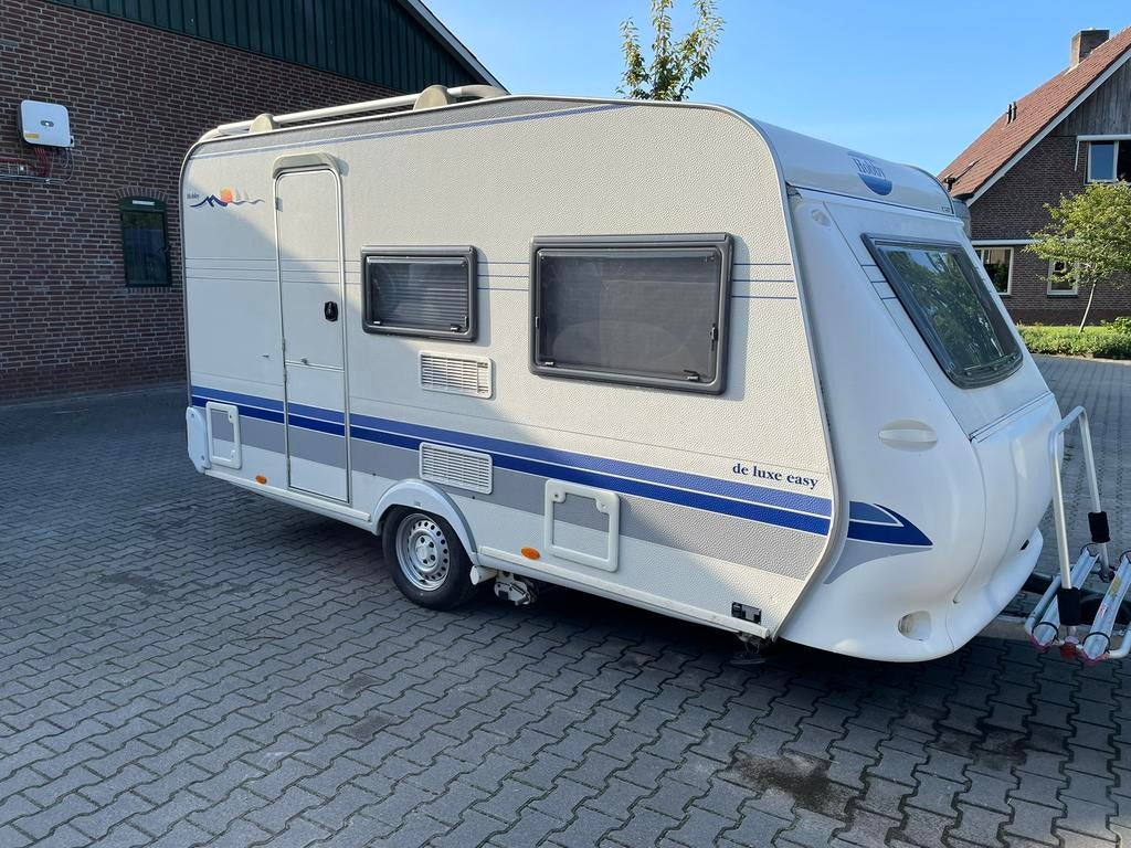 Hobby 400 SB De Luxe Easy, Hobby, Omvormbare zithoek, Treinzit, 750 - 1000 kg