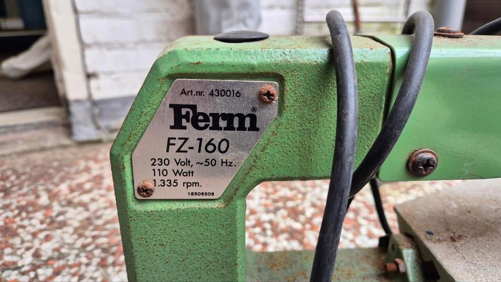 Ferm FZ-160 Figuurzaagmachine, Doe-het-zelf en Verbouw, Gereedschap | Zaagmachines, Ophalen, Minder dan 30 mm, Gebruikt, Ferm