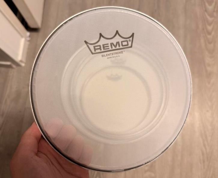 Remo Silentstroke vellen (8-10-13-14-16), Muziek en Instrumenten, Drumstellen en Slagwerk, Zo goed als nieuw, Overige merken, Ophalen of Verzenden