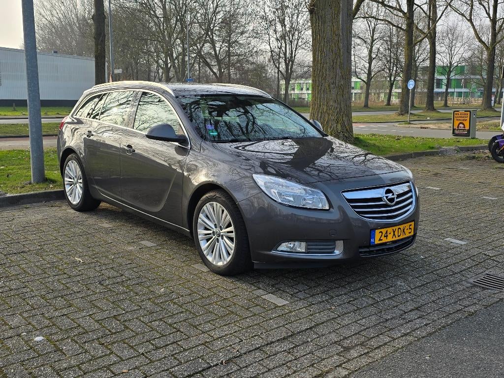 Opel Insignia 1.4 Turbo 103KW Sports Tourer 2012 Grijs, Auto's, Opel, Stof, 4 cilinders, Origineel Nederlands, Handgeschakeld