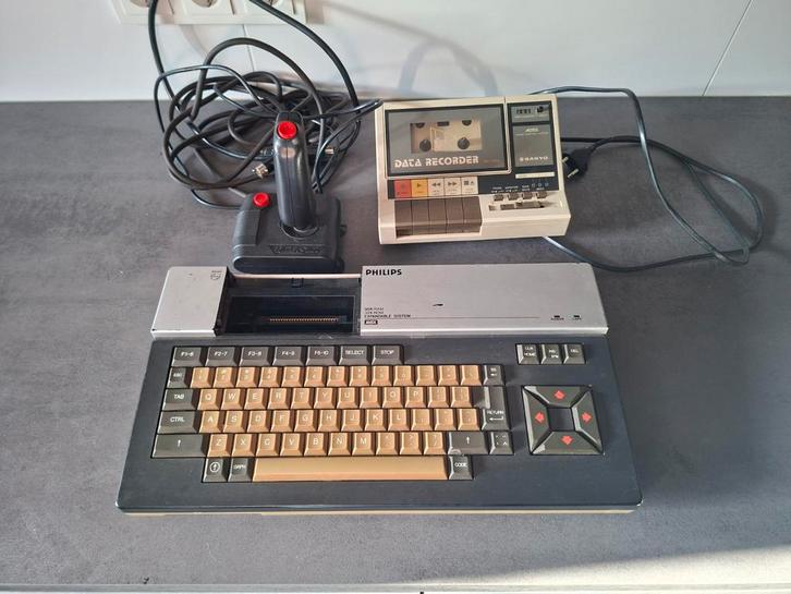 Vintage Philips VG-8020 MSX Home Computer met Accessoires, Spelcomputers en Games, Spelcomputers | Overige, Ophalen of Verzenden