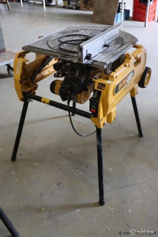 Online Veiling: DEWALT Tafelzaag D27107-QS, Doe-het-zelf en Verbouw, Gereedschap | Zaagmachines, Gebruikt