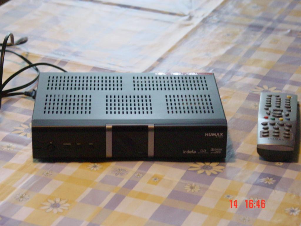 Te koop 2x een digitale ontvanger, Ophalen of Verzenden, Gebruikt