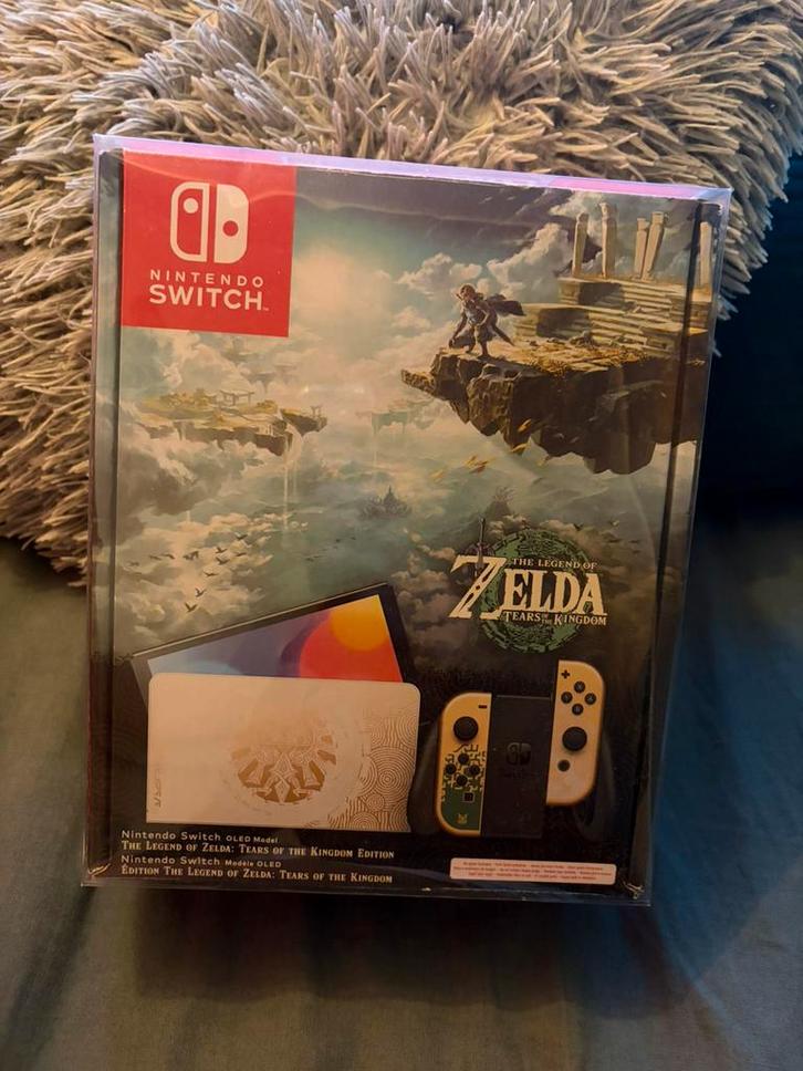 Nintendo switch oled special Zelda edition, Spelcomputers en Games, Spelcomputers | Nintendo Switch, Zo goed als nieuw, Switch OLED