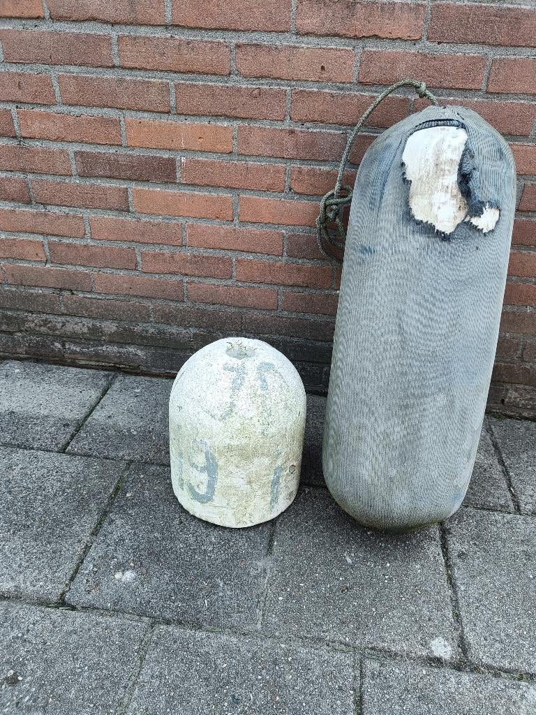 Oude fender/stootwil en drijver gratis, Ophalen, Gebruikt, Overige typen